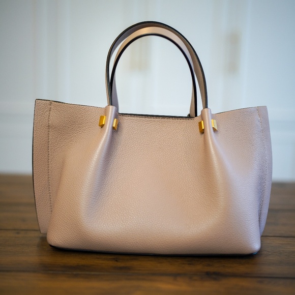 Valentino Garavani VLogo Tote Leather Small - Picture 5 of 16